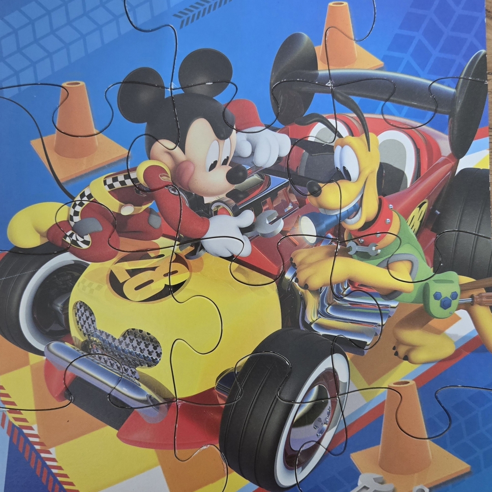 Disney Mickey Mouse Roadster Racers Puzzle Set Of 7 Puzzles - Picture 3 of 9